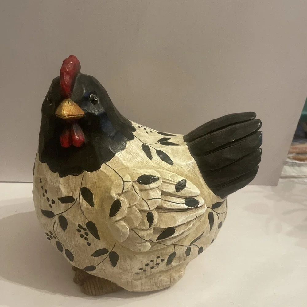 Large Decorative Round Black And White Chicken‎ Hen Great Details